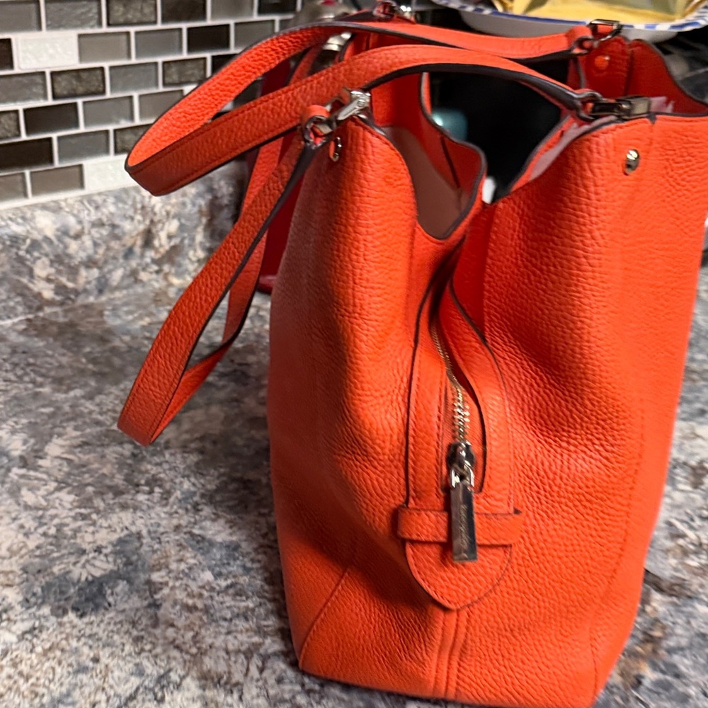 Kate Spade Bold Orange Shoulder Bag - Picture 2 of 8